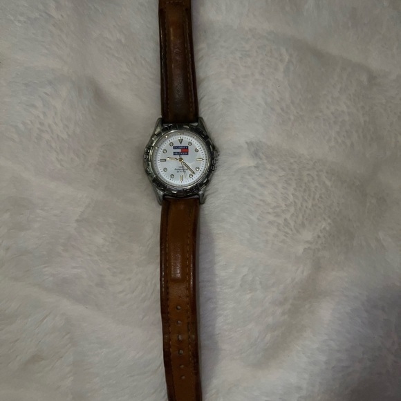 Tommy Hilfiger Watch - Picture 2 of 4